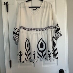 Bloomchic Babydoll Top with Bell Sleeves- new with tags. Size 22-24